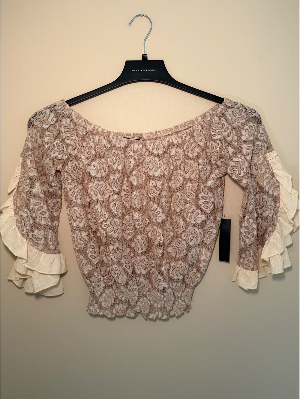 NWT sheer M top by Venus